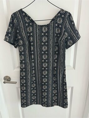 Hollister Black Floral Stripe Short-Sleeve Dress